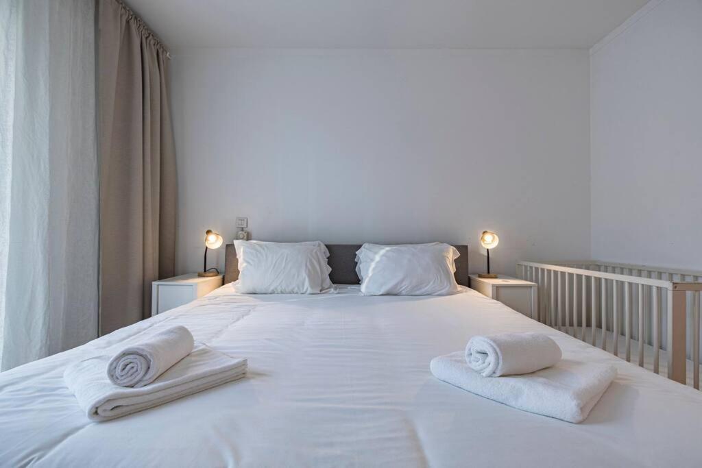 Downtown 2-bedroom W/terrace Appartement